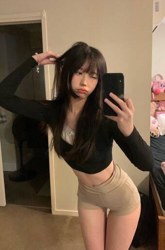 lavenderelfz Голі Зливи OnlyFans Фото 2