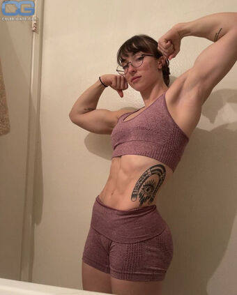 leanbeef Голі Зливи OnlyFans Фото 4