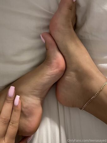 leenasayed Голі Зливи OnlyFans Фото 2