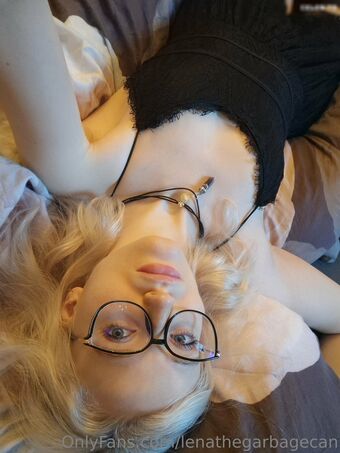 lenathegarbagecan Голі Зливи OnlyFans Фото 38