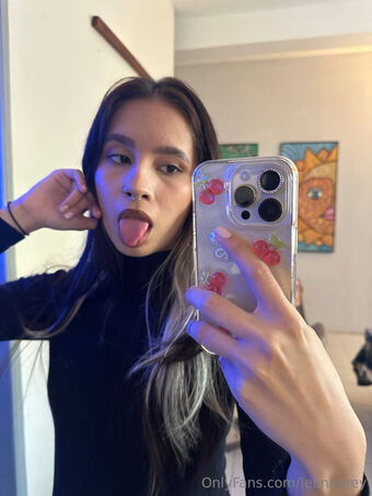 leonagrey