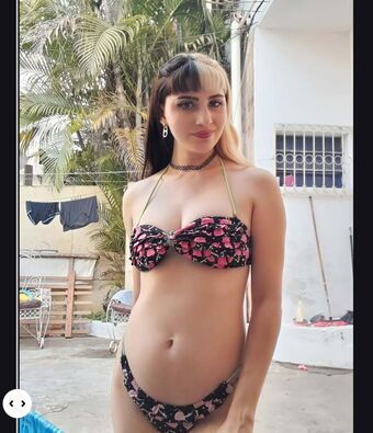 Letibella Голі Зливи OnlyFans Фото 9