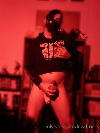 Lewdtricky Голі Зливи OnlyFans Фото 20