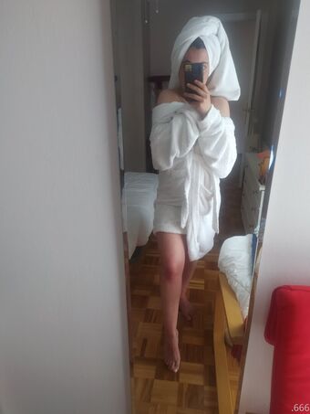 liilith Голі Зливи OnlyFans Фото 11
