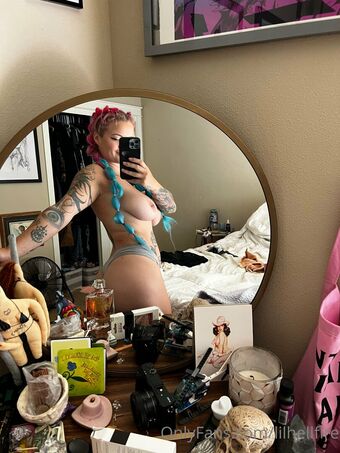 lilhellfire Голі Зливи OnlyFans Фото 13
