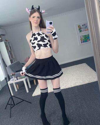 lilhyper Голі Зливи OnlyFans Фото 4