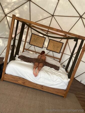 lilithrougee Голі Зливи OnlyFans Фото 10