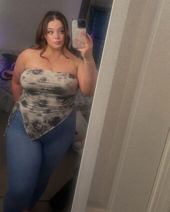 Lilly47 Голі Зливи OnlyFans Фото 40