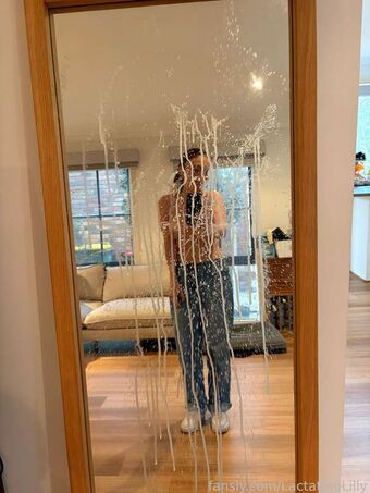 Lillyofsin Голі Зливи OnlyFans Фото 13