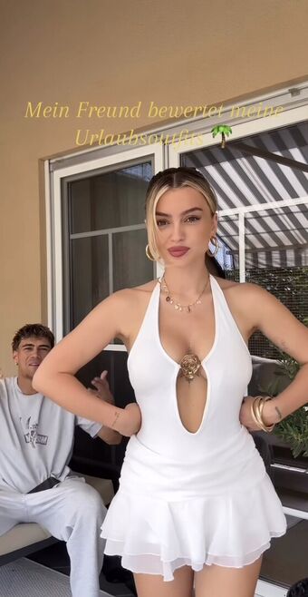 linuschka Голі Зливи OnlyFans Фото 46