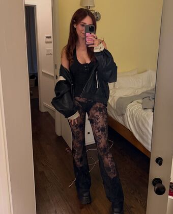 Lølø Голі Зливи OnlyFans Фото 271