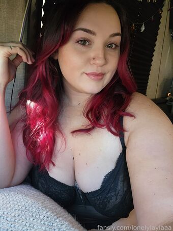 lonelylaylaaa