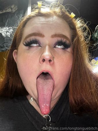 Longtonguebitch