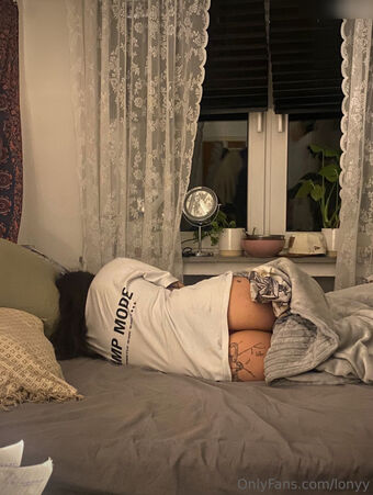 Lonymahony Голі Зливи OnlyFans Фото 50