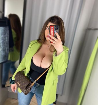 lorena_cataldi Голі Зливи OnlyFans Фото 16