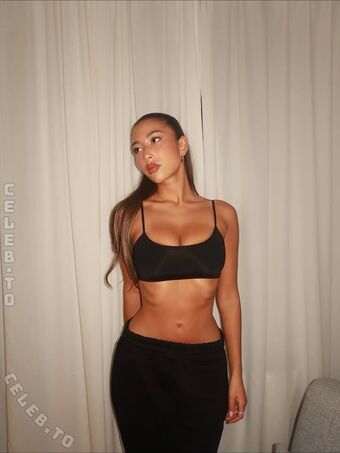 lorena.sim Голі Зливи OnlyFans Фото 43