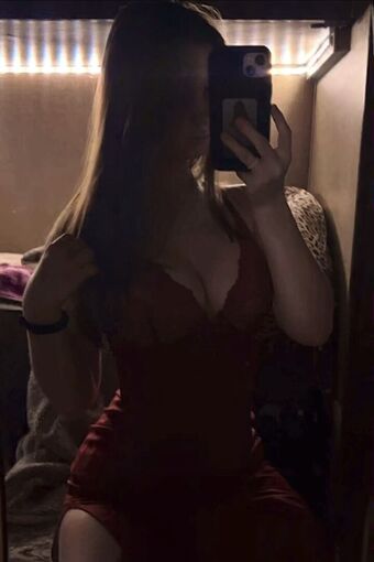 loyal.bc Голі Зливи OnlyFans Фото 5