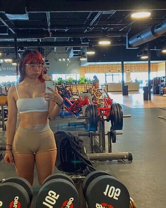 Luhhisa Голі Зливи OnlyFans Фото 9