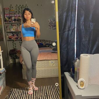 Luhhisa Голі Зливи OnlyFans Фото 18