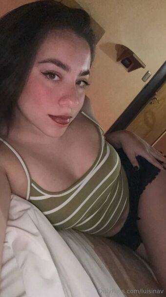 luisinav Голі Зливи OnlyFans Фото 27