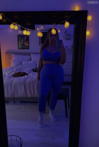 Lusandraa Голі Зливи OnlyFans Фото 17
