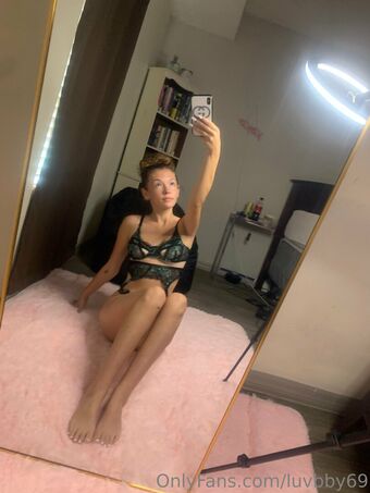 luvbby69 Голі Зливи OnlyFans Фото 30