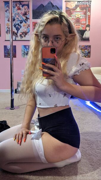 Lvkrd Голі Зливи OnlyFans Фото 85