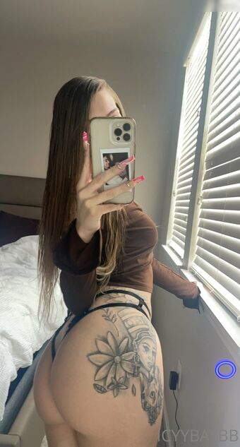 lysaabaybb Голі Зливи OnlyFans Фото 33