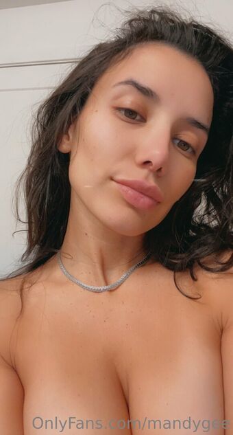 maandymore Голі Зливи OnlyFans Фото 8