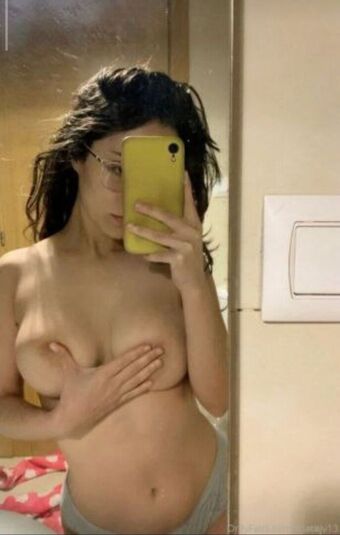 macajv13 Голі Зливи OnlyFans Фото 31