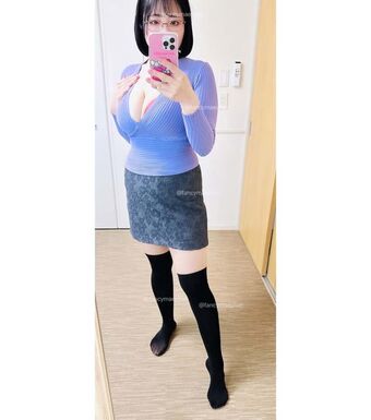 Maemi Голі Зливи OnlyFans Фото 28