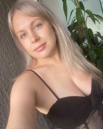 MagicFlower Голі Зливи OnlyFans Фото 14