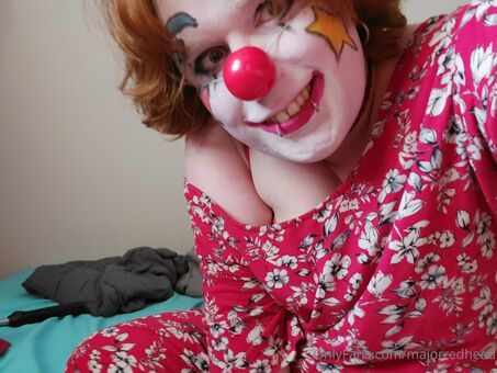 majorredhead Голі Зливи OnlyFans Фото 11
