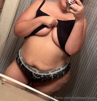 makeashcum Голі Зливи OnlyFans Фото 40