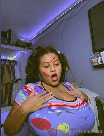 Malasa Голі Зливи OnlyFans Фото 53