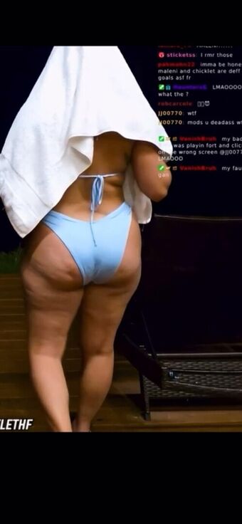 Maleni Cruz Голі Зливи OnlyFans Фото 213