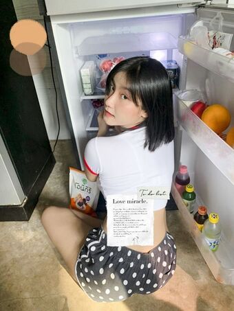 Manatsanan Голі Зливи OnlyFans Фото 4
