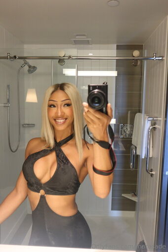 marasade Голі Зливи OnlyFans Фото 22