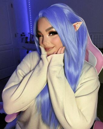 Marcelinepixie Голі Зливи OnlyFans Фото 7