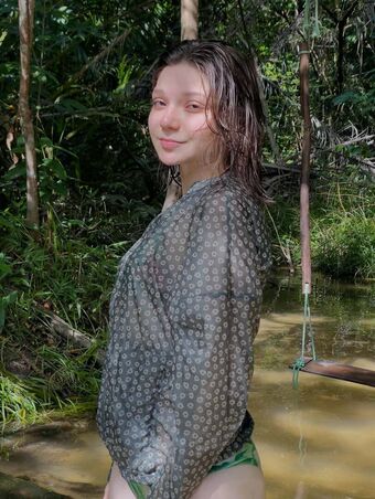 Marcella Голі Зливи OnlyFans Фото 28