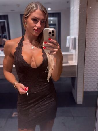mariabirgit Голі Зливи OnlyFans Фото 3