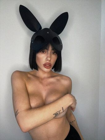 Mariamoretti Голі Зливи OnlyFans Фото 19