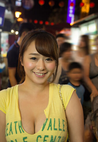 Marina Shiraishi Голі Зливи OnlyFans Фото 21