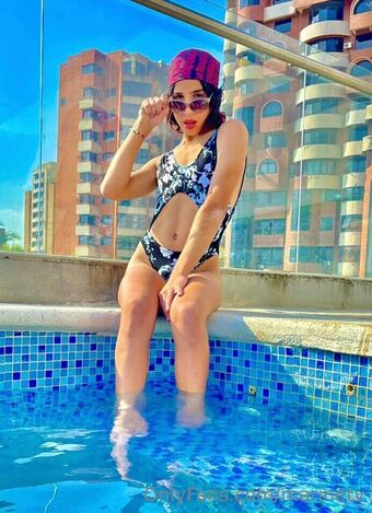 marinetv Голі Зливи OnlyFans Фото 3