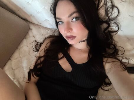 Maripsis Голі Зливи OnlyFans Фото 40