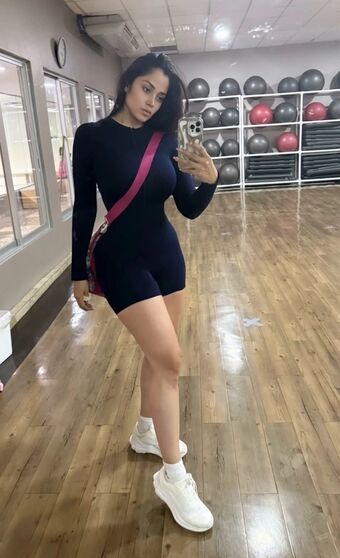 Maritza Голі Зливи OnlyFans Фото 32