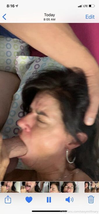 Mary Burke Голі Зливи OnlyFans Фото 223