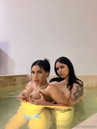 massisolis Голі Зливи OnlyFans Фото 10