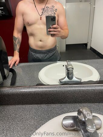 massivemaxy Голі Зливи OnlyFans Фото 5