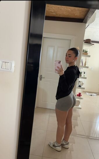 mayatal__ Голі Зливи OnlyFans Фото 7